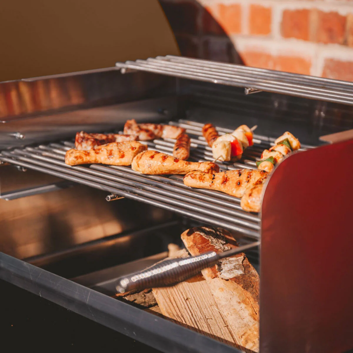 Alpha Pro Grande Fumoso Wood-Fired Pizza Oven and BBQ Grill Bundle in Antique Copper + Cover - Image 4
