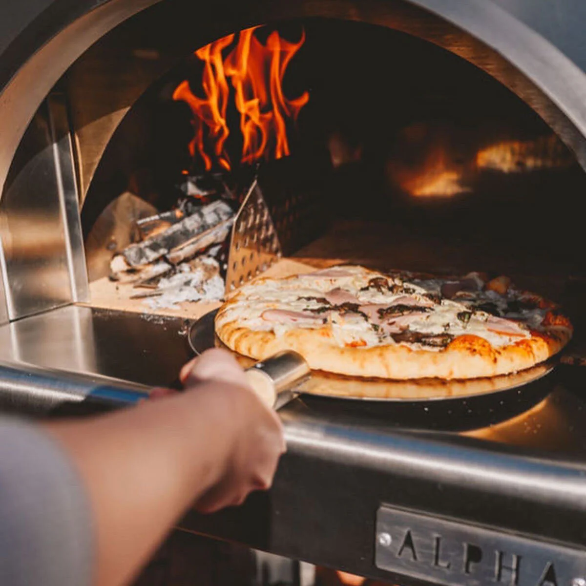 Alpha Pro Grande Fumoso Wood-Fired Pizza Oven and BBQ Grill Bundle in Stainless Steel + Cover - Image 3
