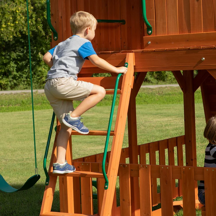 Backyard Discovery Skyfort II Playcentre (3-10 Years) - Image 3