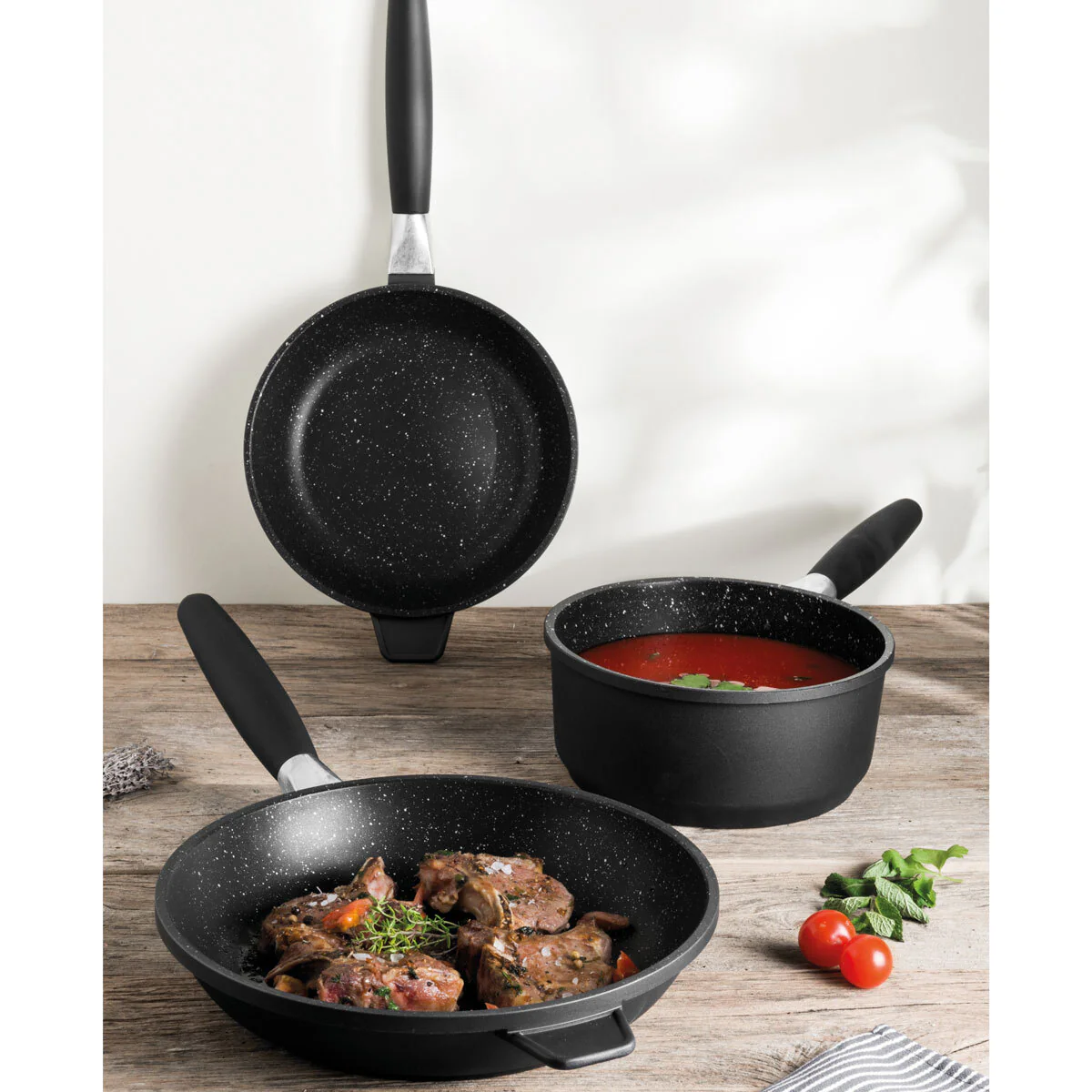 BergHOFF Champion Eurocast 7 Piece Cookware Set - Image 6