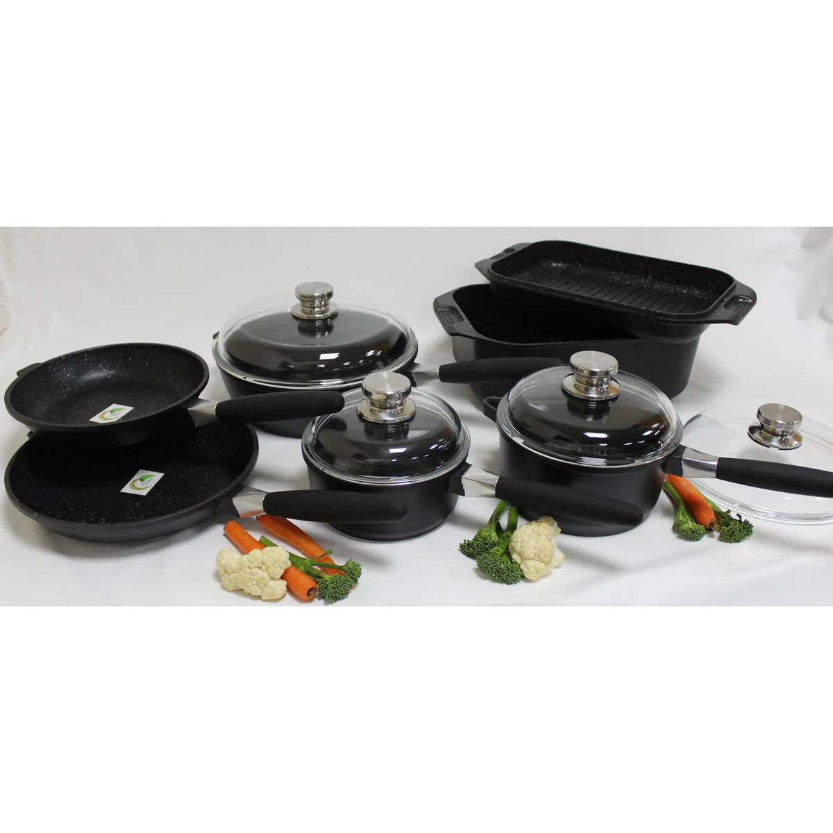BergHOFF Eurocast Non-stick 11 Piece Cookware Set cook lightweight - Image 3