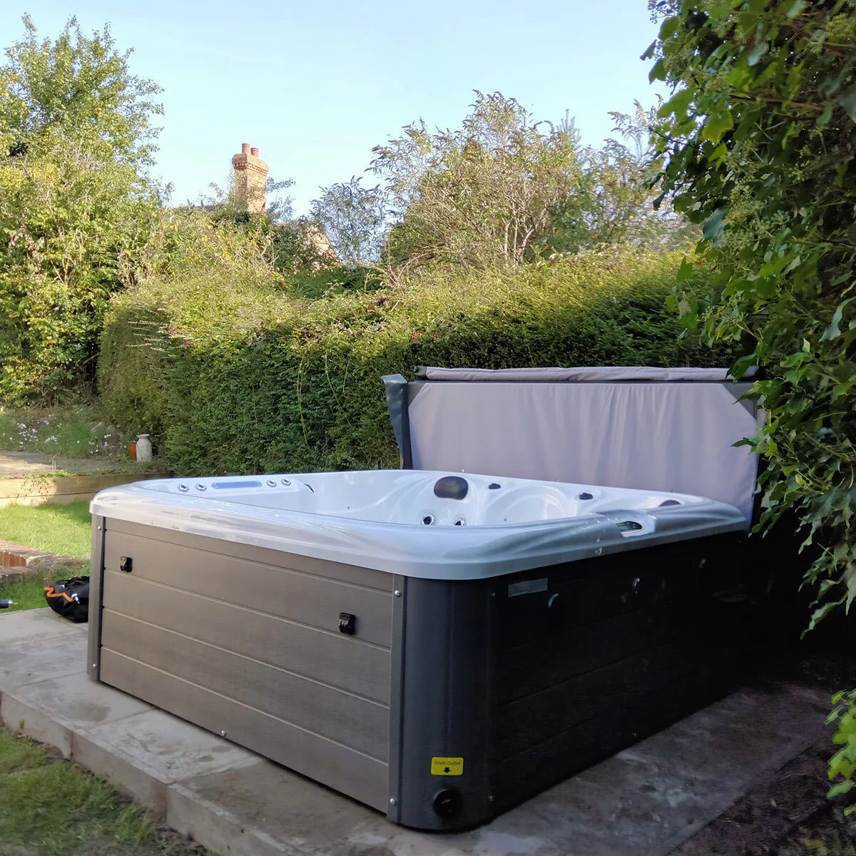 Blue Whale Spa San Julien 89-Jet 5 Person Hot Tub in White - Delivered and Installed - Image 6