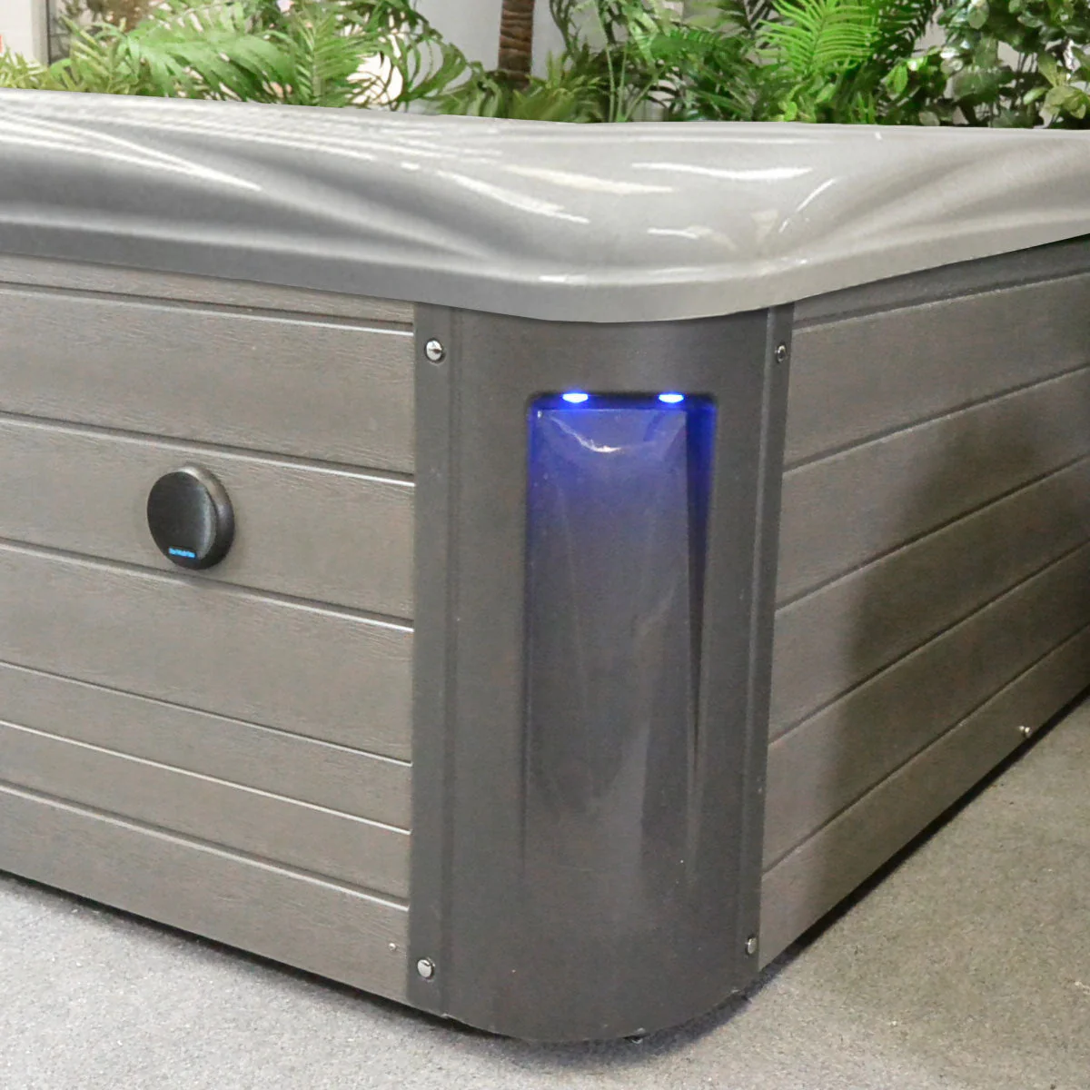 Blue Whale Spa Zuma X Max 112-Jet 6 Person Hot Tub - Delivered and Ins - Image 7