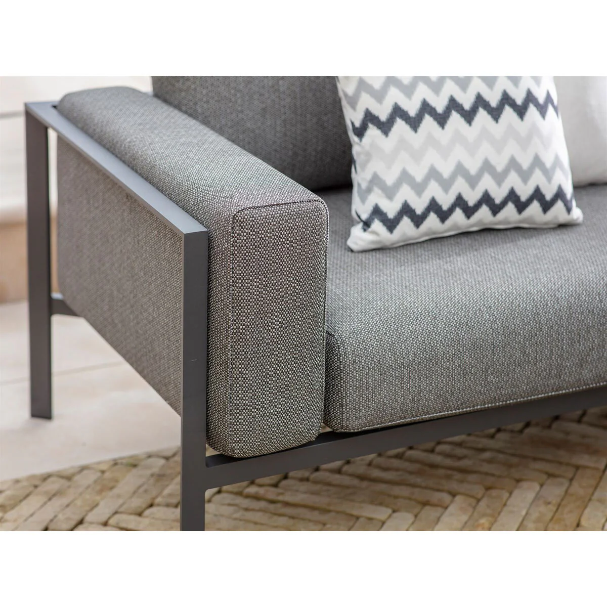Bramblecrest Brisbane Modular Corner Sofa Patio Set with Duo Nested Coffee Table - Image 4