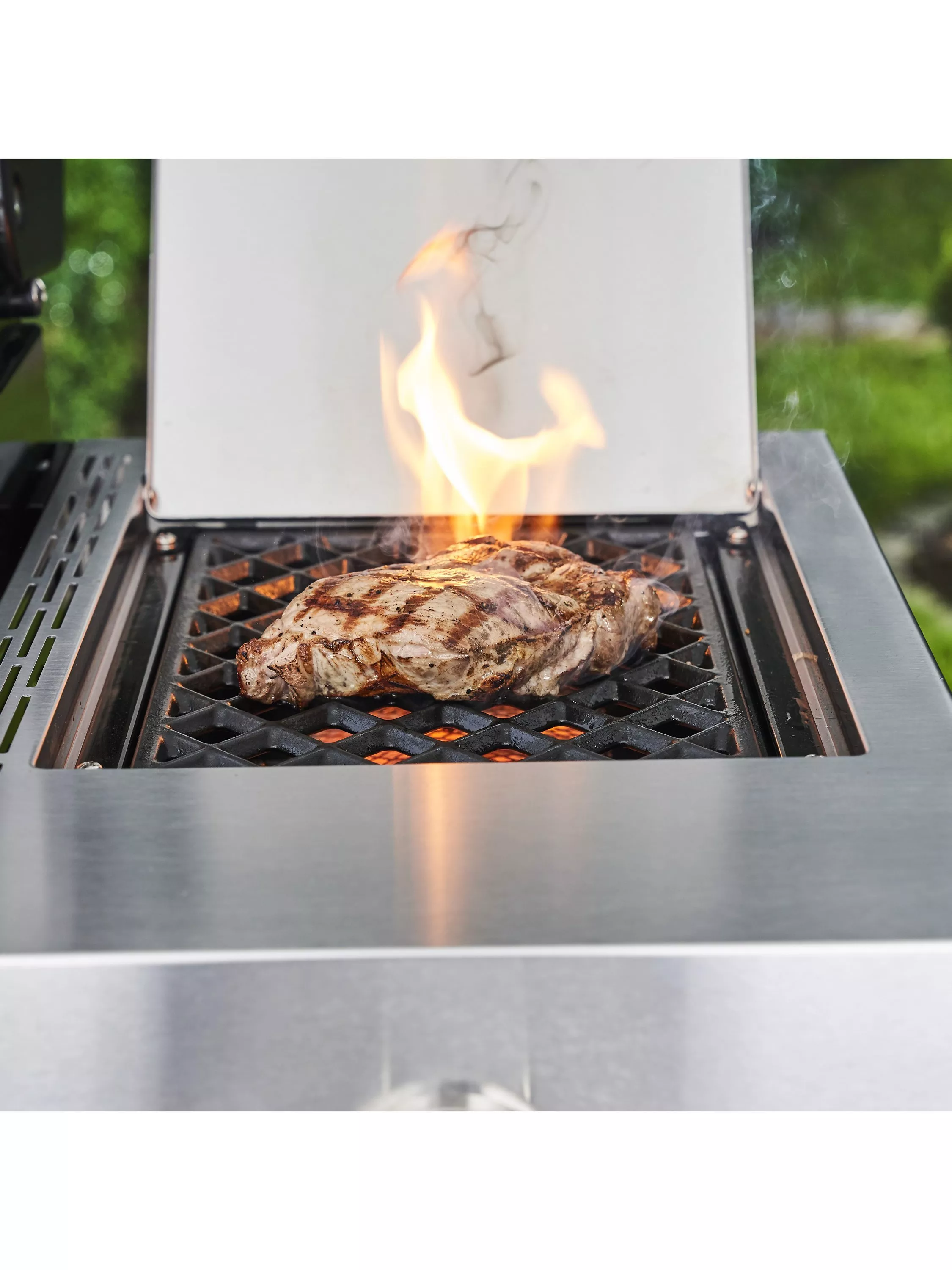 Char-Broil Professional PRO S4 4-Burner Gas BBQ - Image 6