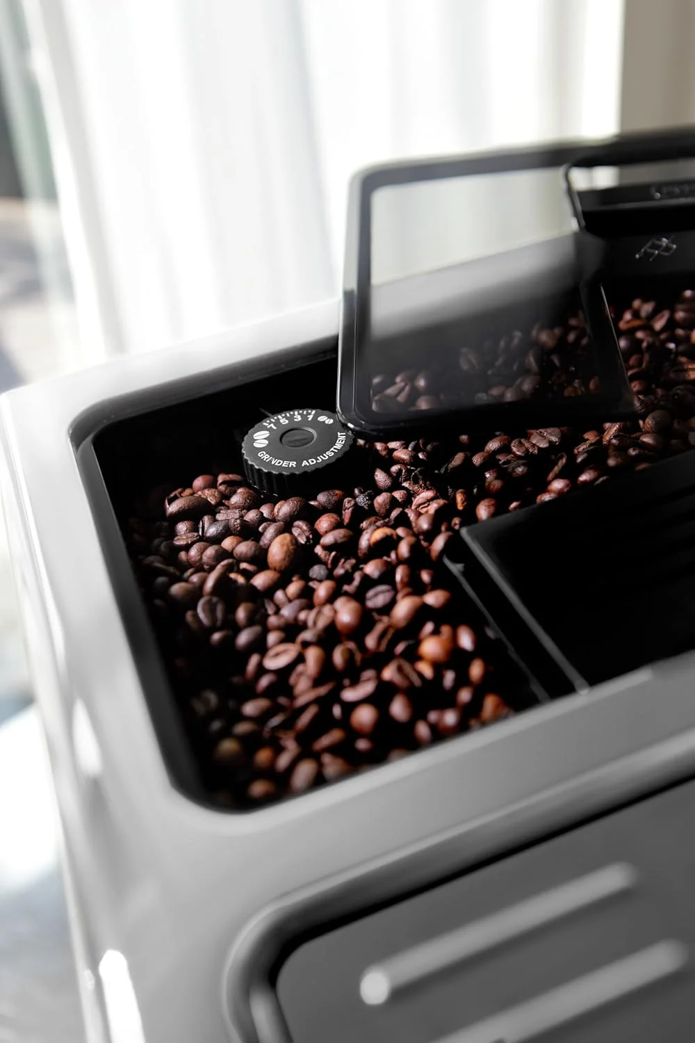 De'Longhi Eletta Cappuccino, Fully Automatic Bean to Cup Machine, Espresso, Coffee Maker, ECAM 45.760.W - Image 2