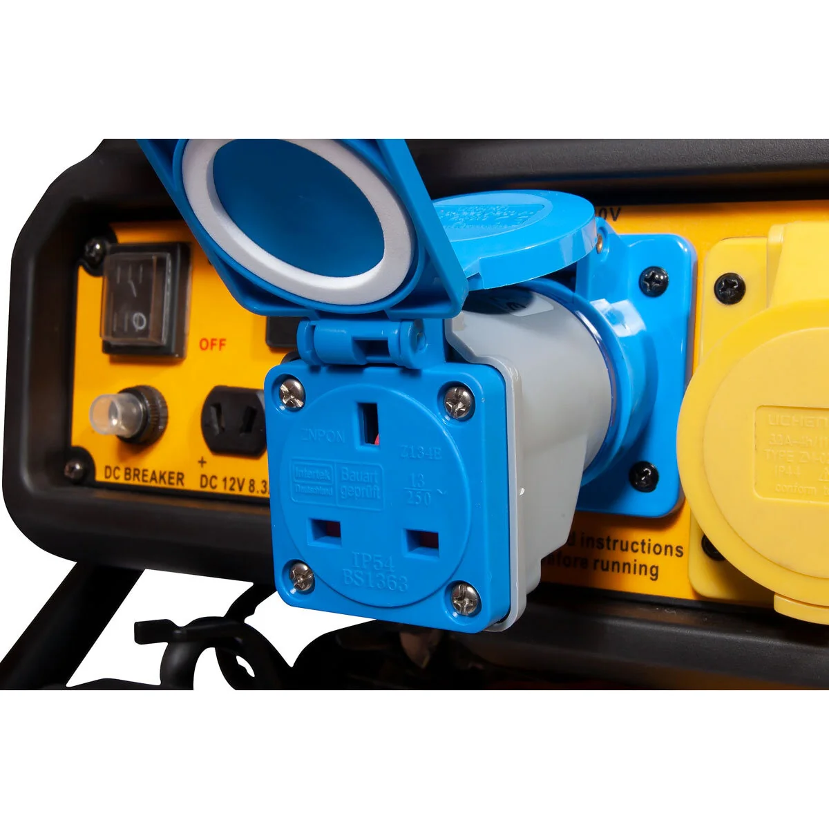 Dewalt 3500W Dual Voltage Petrol Generator (DXGNP35E) - Image 5
