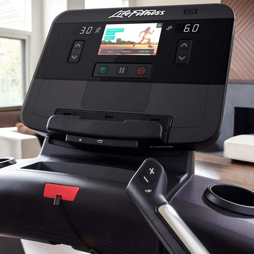 Life Fitness Club Series+ Treadmill - Image 10
