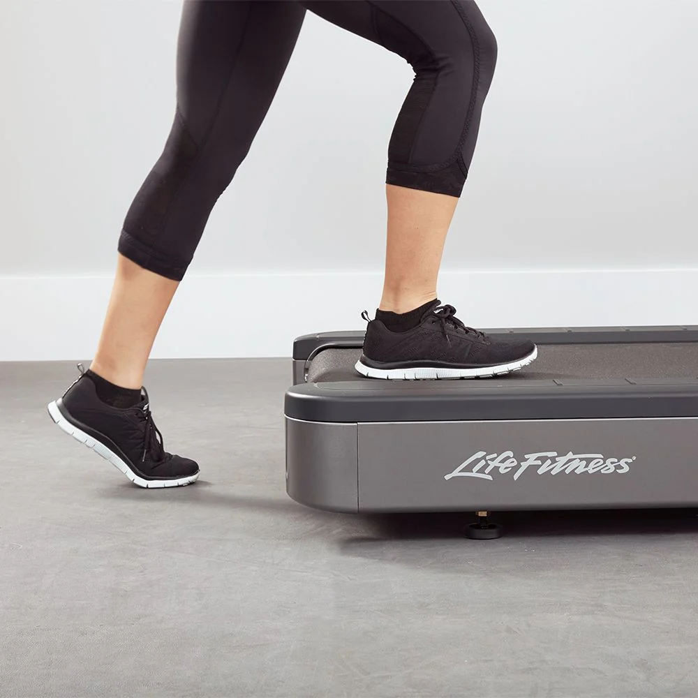 Life Fitness Club Series+ Treadmill - Image 6