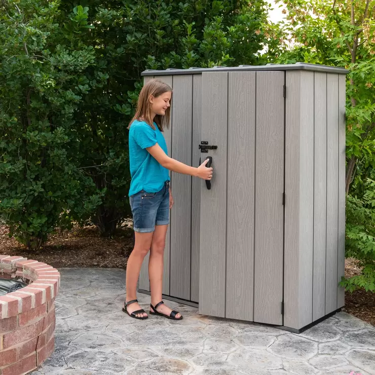 Lifetime 4ft 6" x 2ft 4" (1.4 x 0.7m) Vertical 1,510 Litre Storage Shed with Shelving - Image 5