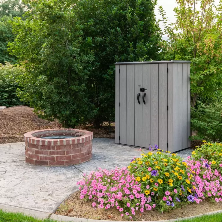 Lifetime 4ft 6" x 2ft 4" (1.4 x 0.7m) Vertical 1,510 Litre Storage Shed with Shelving - Image 7