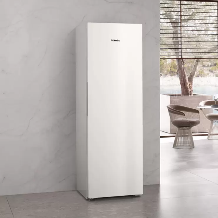 Miele FNS4382E Freestanding Tall Freezer, E Rated in White - Image 5