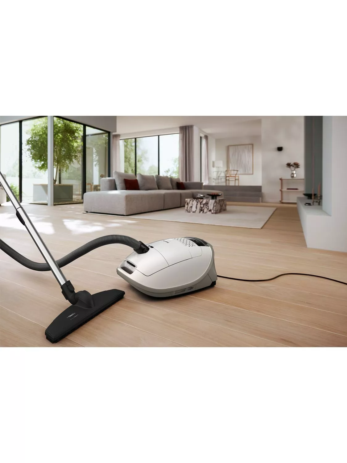 Miele Guard M1 PQ XL Vacuum Cleaner, Brilliant White - Image 5