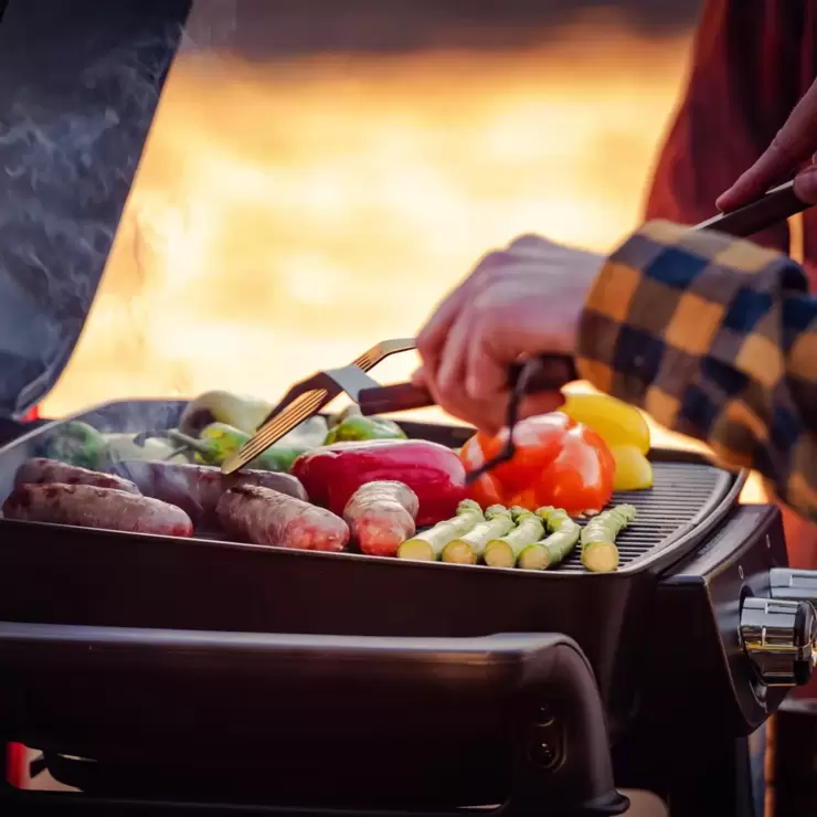 Nexgrill 2 Burner Cast Aluminium Table Top Gas Barbecue - Image 3