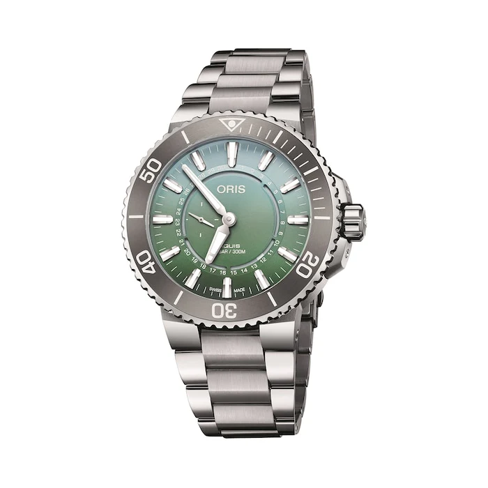 Oris Heritage Automatic Men’s Watch with Green Material Dial, Stainless Steel Case & Bracelet, 300m Water Resistant / 01 743 7734 4197-SET