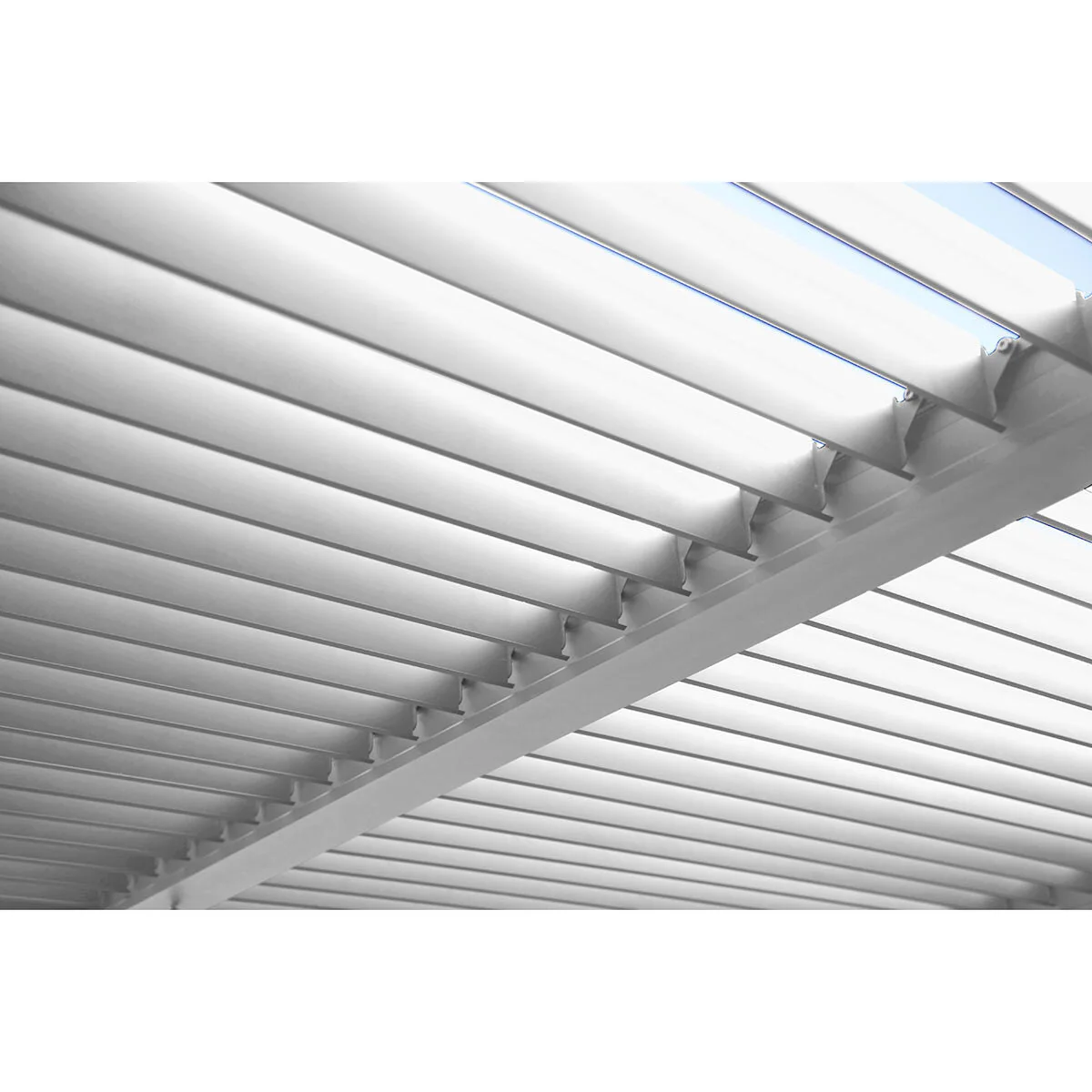 Paragon Novara 10ft x 12ft (3 x 3.6m) Louvered Pergola in White - Image 6