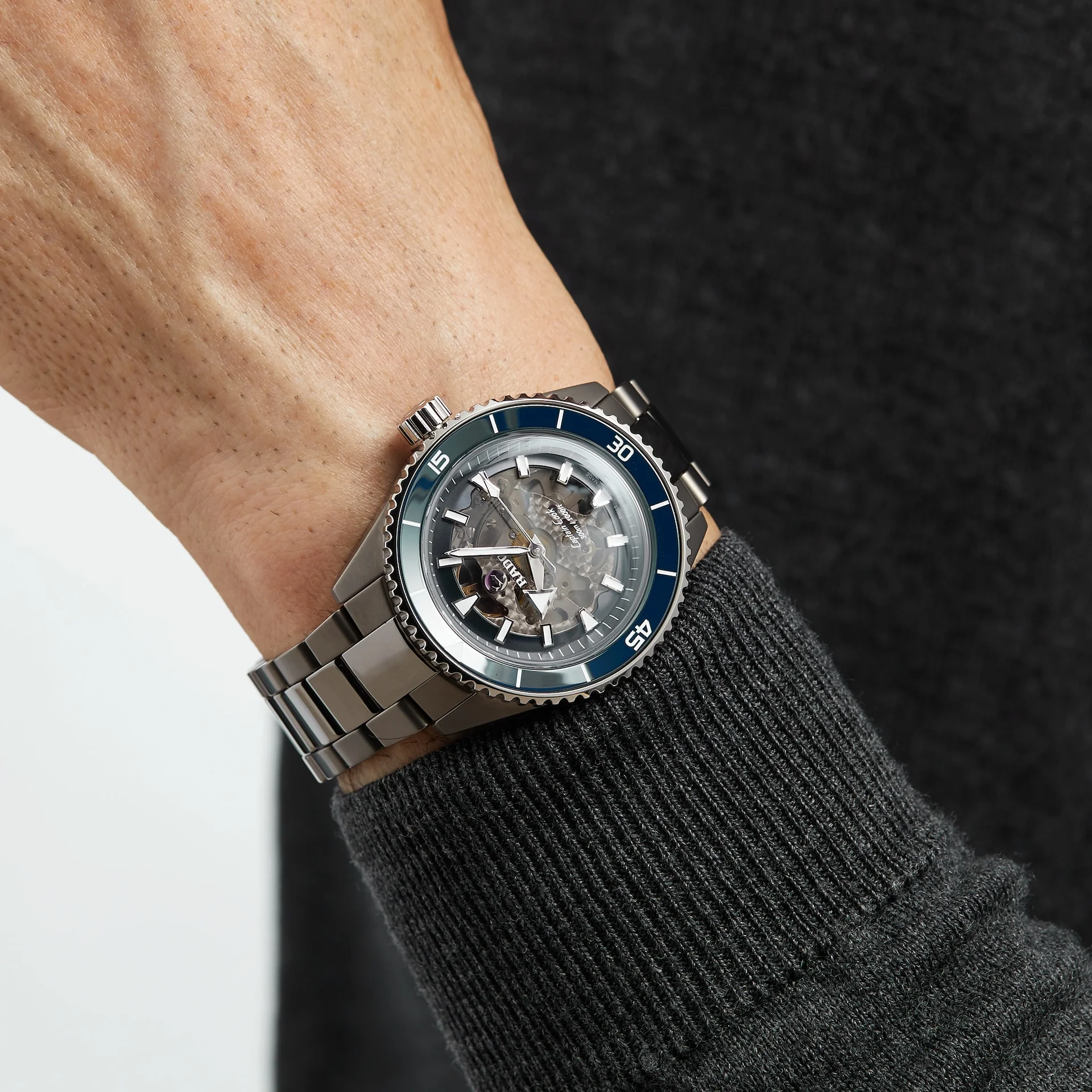 Rado Captain Cook 43mm Mens Watch - Image 5