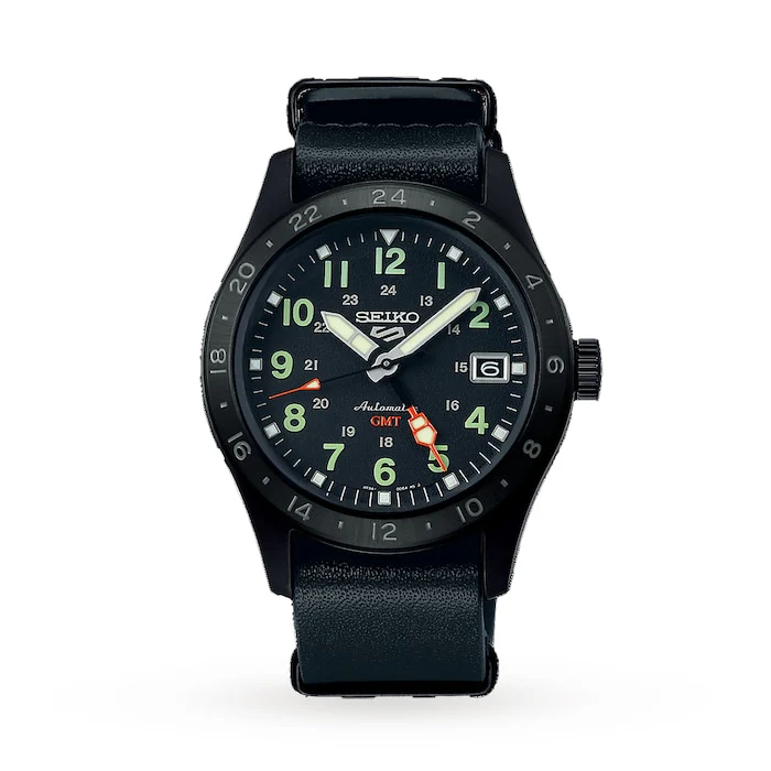 Seiko 5 Sports Automatic Men’s Watch with Black Material Dial, Stainless Steel Case, 100m Water Resistant / SSK025k1