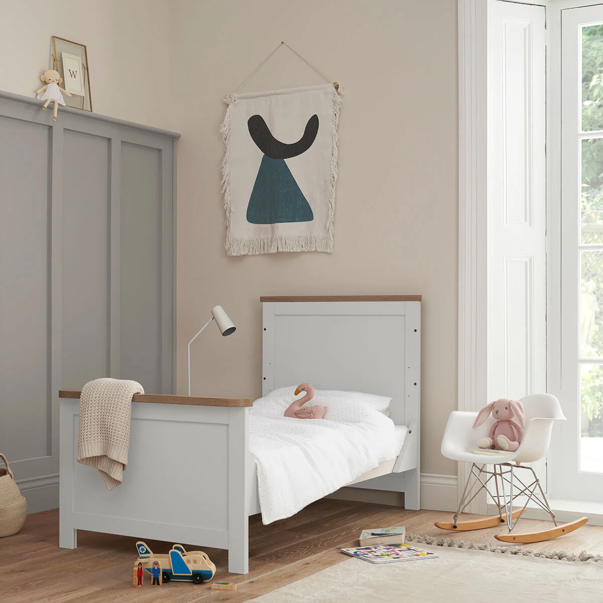 Tutti Bambini Verona Cot Bed with Sprung Mattress, White & Oak Finish - Image 4