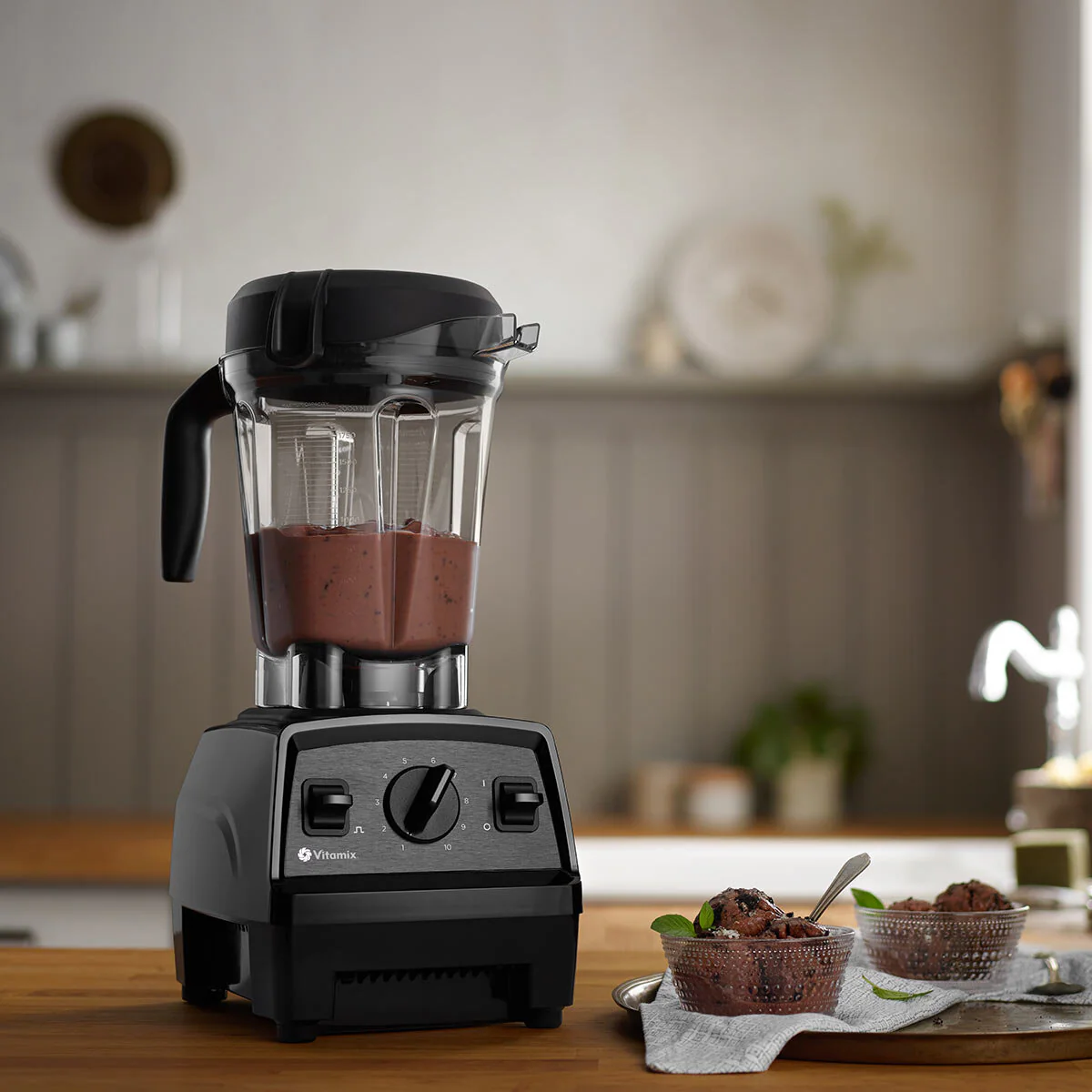 Vitamix Explorian Blender E320, Black - Image 7