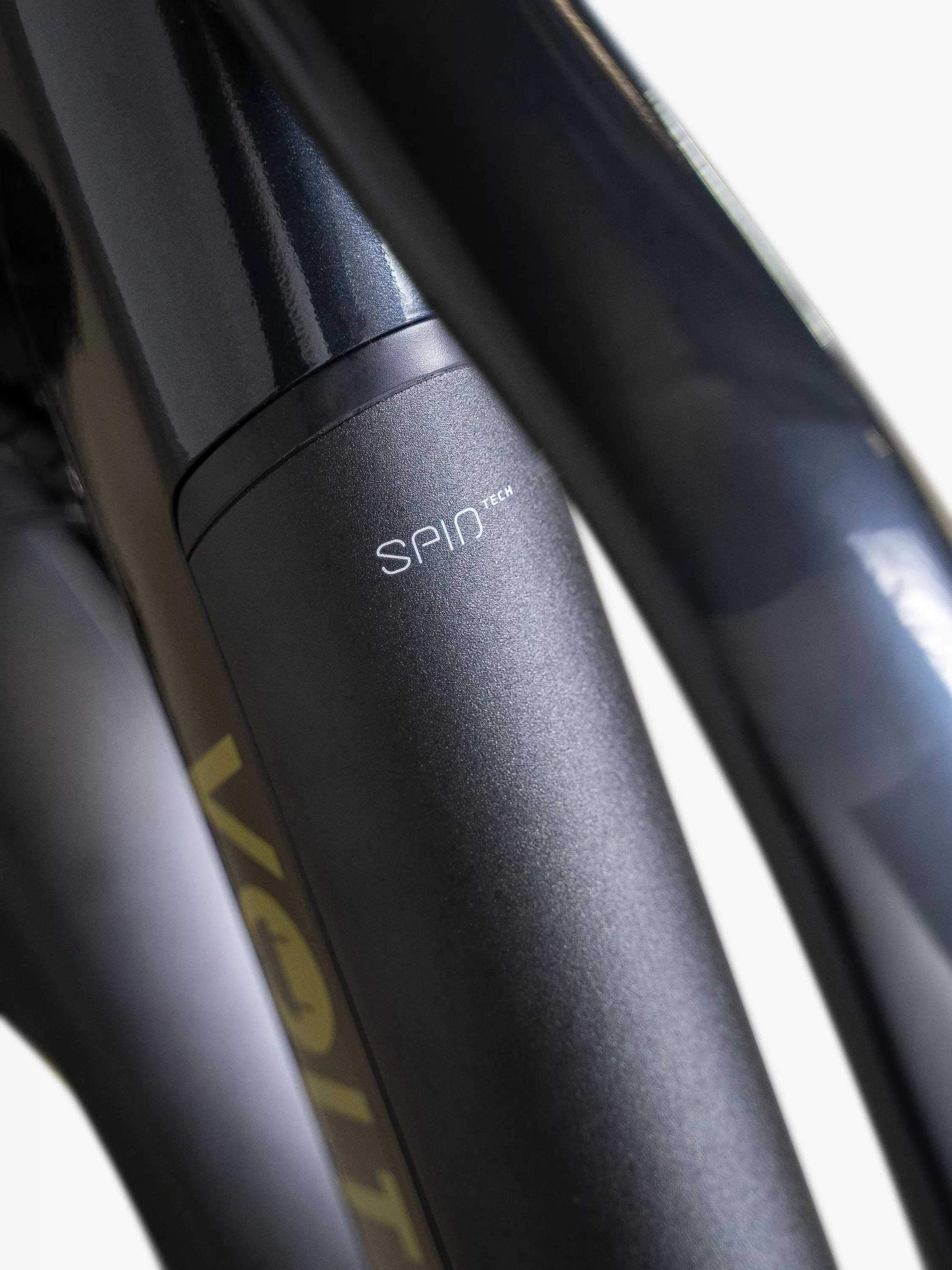 Volt Pulse Low Step Hybrid e-Bike, Space Grey - Image 8