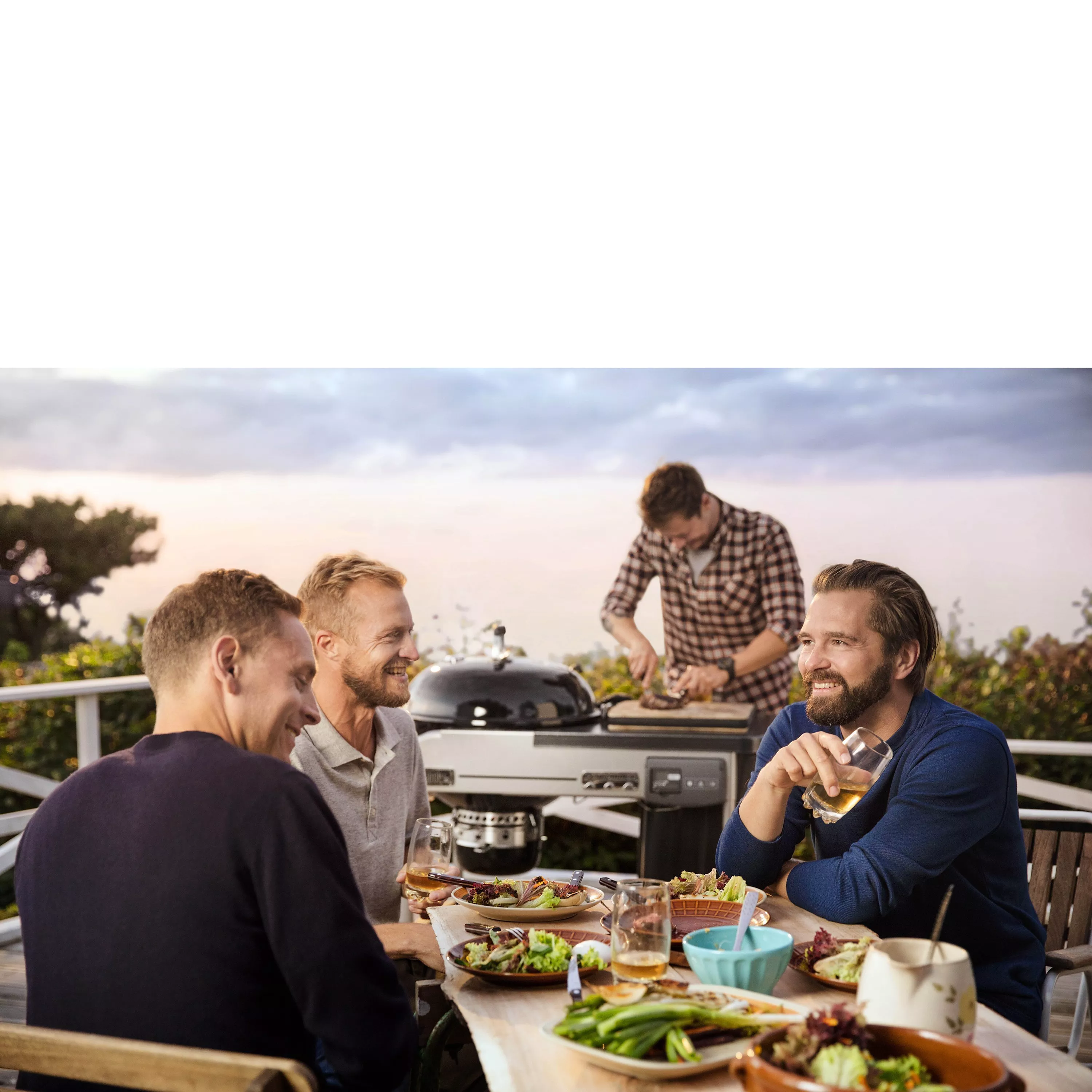 Weber Performer Deluxe Charcoal BBQ, Black - Image 3