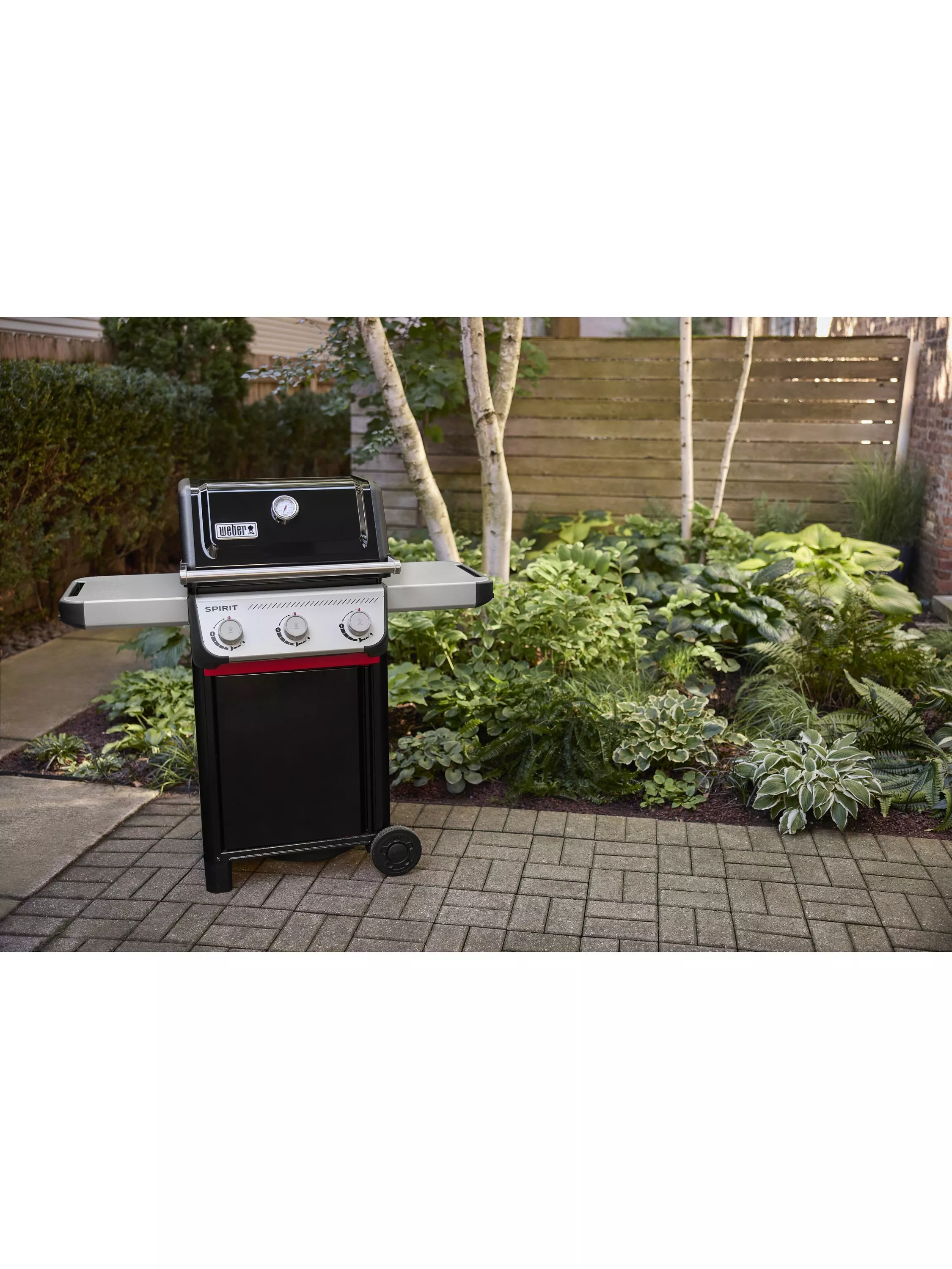 Weber Spirit E-310 3-Burner Gas BBQ - Image 5