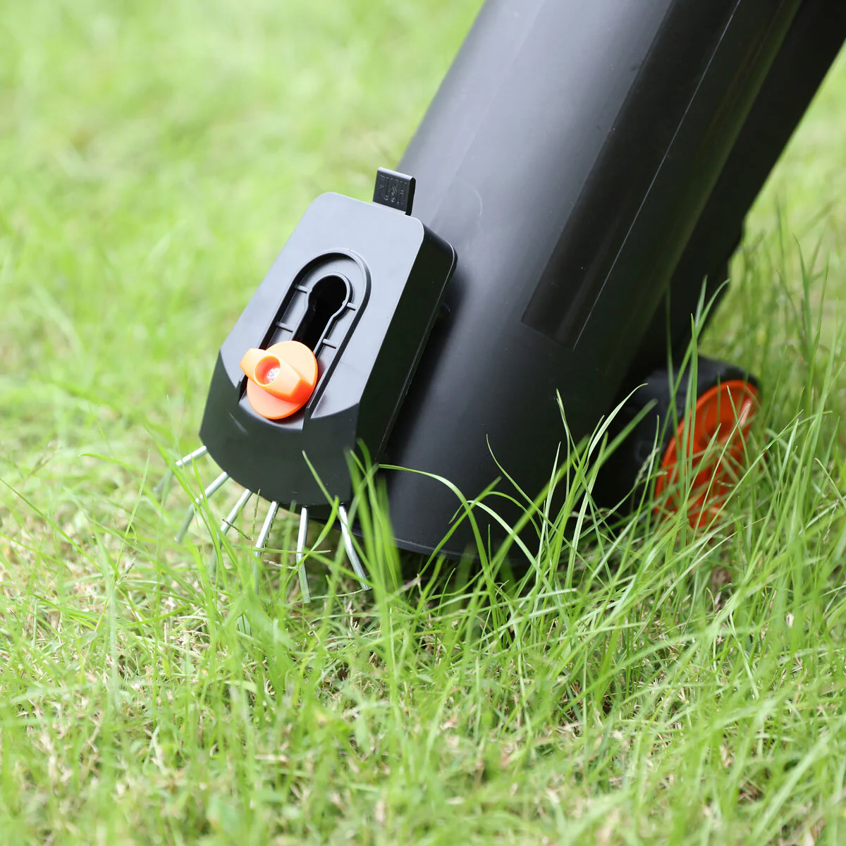 Yard Force 40V Blower Vaccum + 2 x 20V (4Ah) Battery & Twin Charger Bundle - Image 4